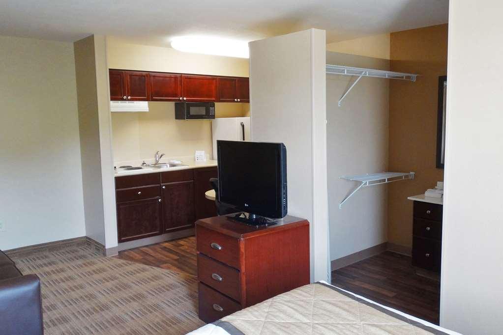 Mainstay Suites Las Vegas Flamingo Room photo