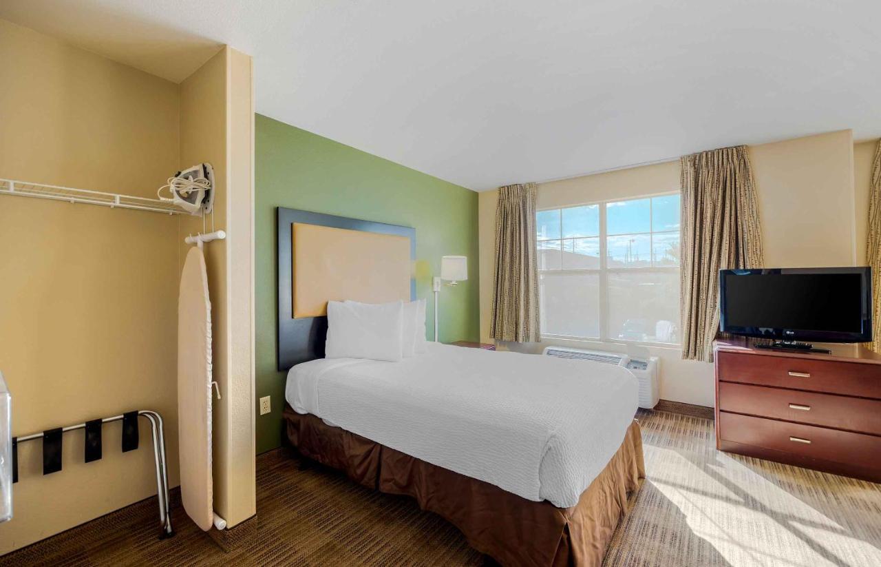Mainstay Suites Las Vegas Flamingo Exterior photo