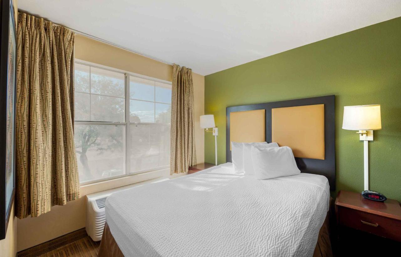 Mainstay Suites Las Vegas Flamingo Exterior photo