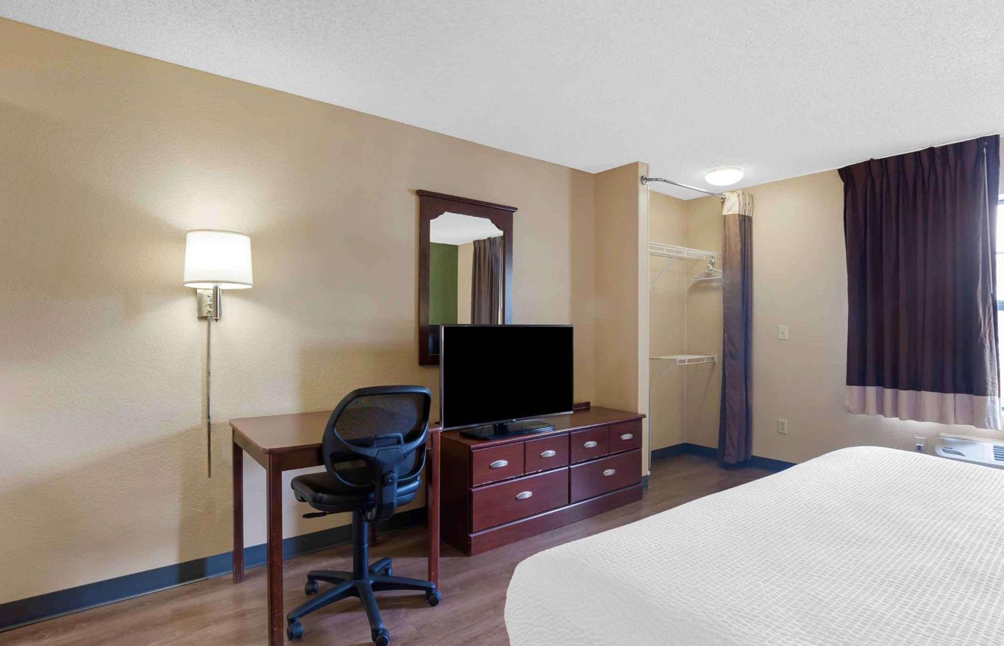 Mainstay Suites Las Vegas Flamingo Exterior photo