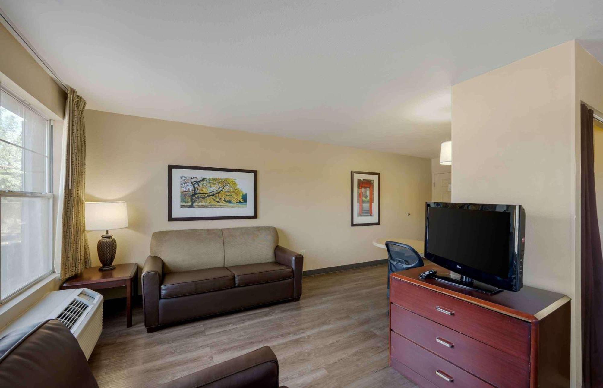 Mainstay Suites Las Vegas Flamingo Exterior photo