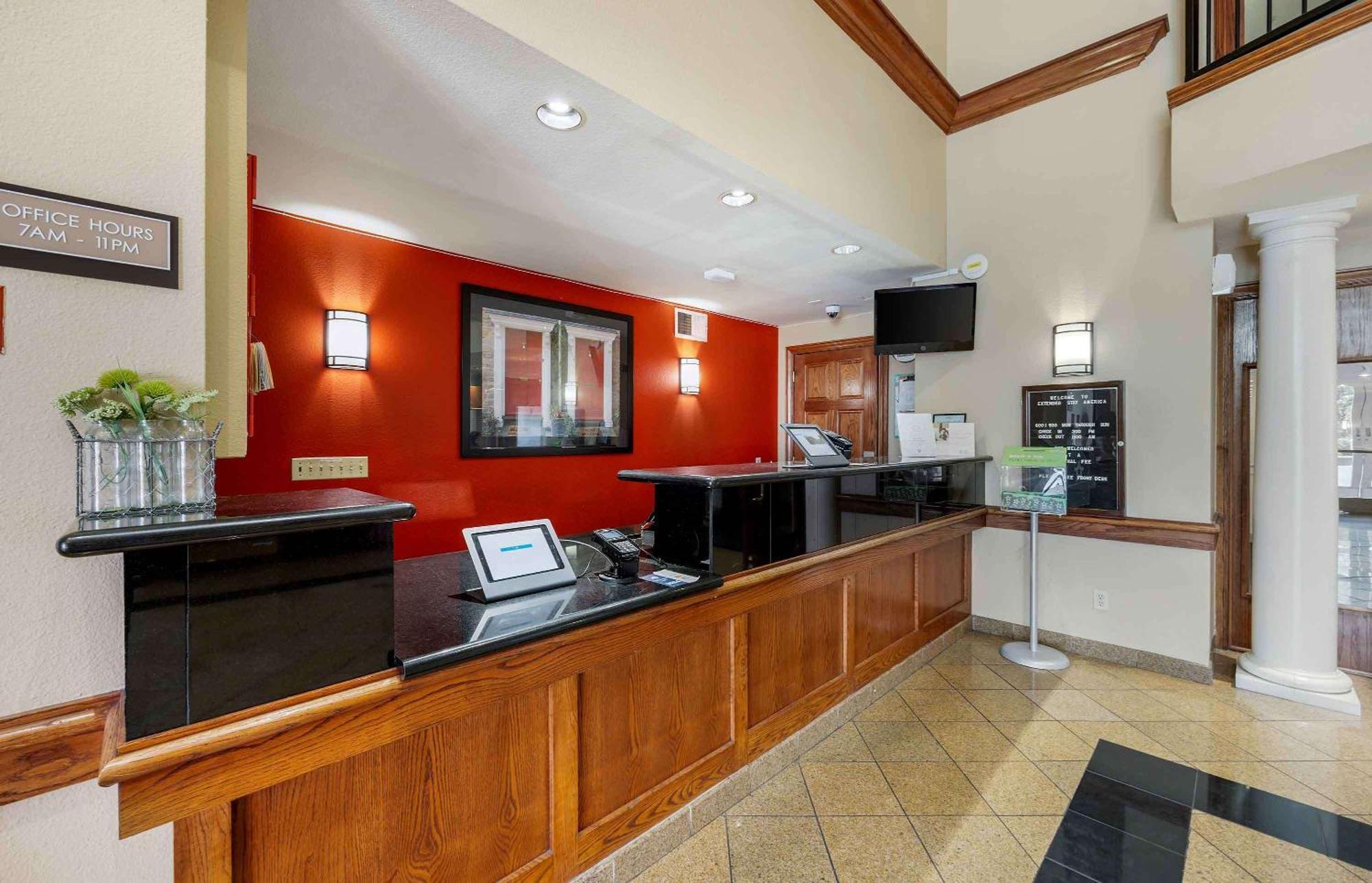 Mainstay Suites Las Vegas Flamingo Exterior photo