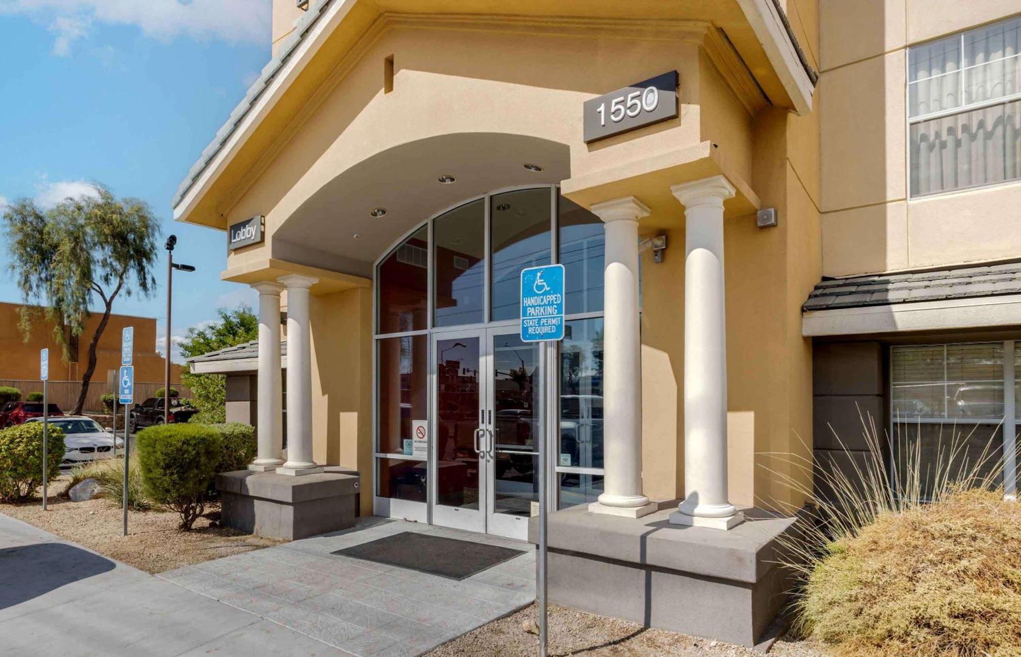 Mainstay Suites Las Vegas Flamingo Exterior photo